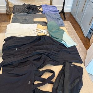 Lululemon & Alo workout clothes size small or size 4